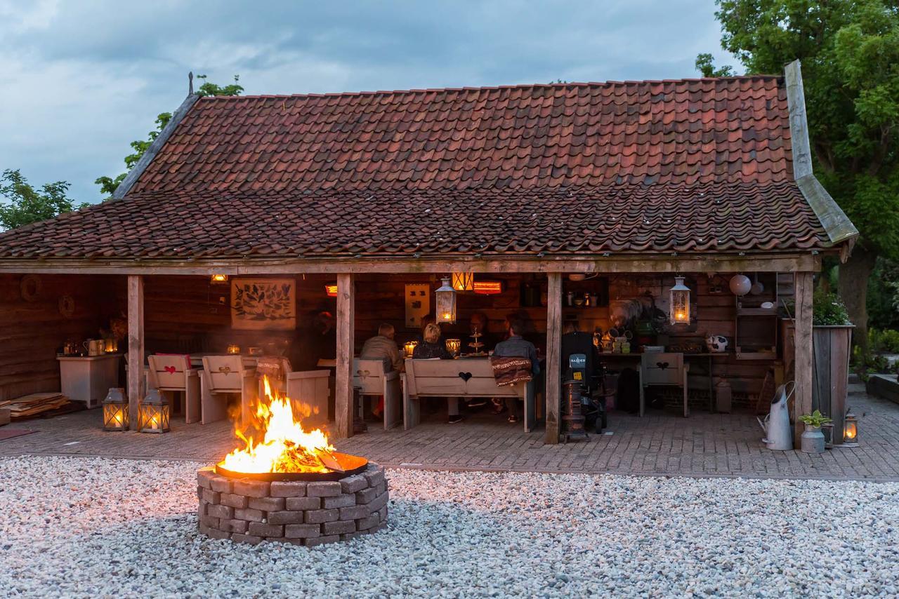 Boerderij De Fryhof Bed and Breakfast Grootschermer Buitenkant foto
